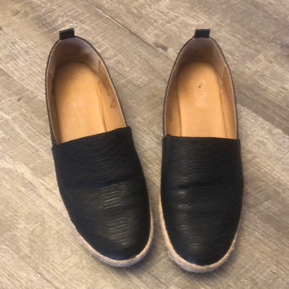 Brash Shoes - Black Espadrilles